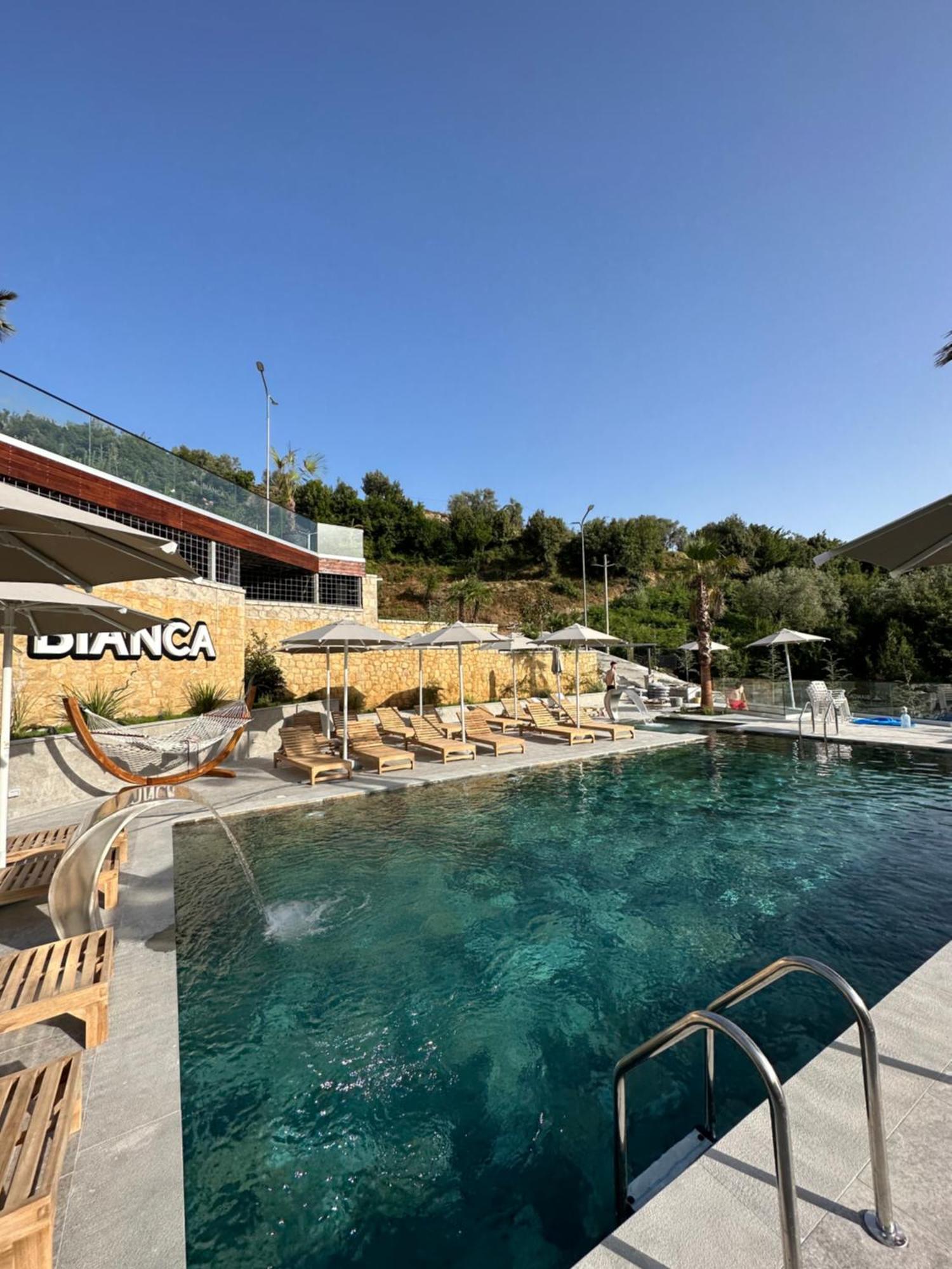 Bianca Hotel & Villa Priska e Madhe Exterior photo